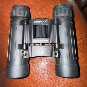 Tasco 10x25 Binoculars Fully Coated Optics 303FT/1000YDS 101M/1000M #168RB